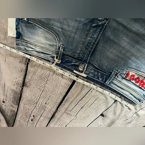 DRIFTWOOD JEANS Farrah X Floral Flags Jeans